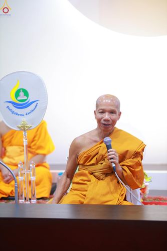 ภาพ No.320187:วันเสาร์ที่ 4 เมษายน 2569 พิธีตัดปอยผม ขอขมาผู้ปกครอง  มอบบาตร-ผ้าไตร และพิธีบรรพชาสามเณร 87 รูป  ณ ศูนย์ปฏิบัติธรรมระยอง(บ้านช่องลม)  ต.บางบุตร อ.บ้านค่าย จ.ระยอง