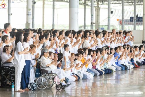 ภาพ No.322206:วันที่ 14 เมษายน พ.ศ.2569 การเตรียมกล่องไทยธรรม วันสุดท้าย เพื่องานถวายมหาสังฆทาน 40,000 กว่าวัดทั่วประเทศ วันคุ้มครองโลก 22 เมษายน พ.ศ.2569 วัดพระธรรมกาย