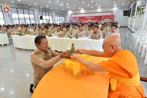 ภาพ No.344146:วันจันทร์ที่ 10 สิงหาคม พ.ศ. 2569  วัดพระธรรมกาย มูลนิธิธรรมกาย และคณะศิษย์ฯ ร่วมส่งแรงใจ “นักปกครองท้องที่ของประชาชน” เนื่องในวันกำนัน ผู้ใหญ่บ้าน 2569 พร้อมร่วมยินดีรางวัลแห่งความภาคภูมิใจของชาวอำเภอคลองหลวง