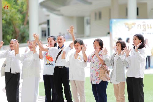 ภาพ No.344332:วันที่ 21-23 สิงหาคม พ.ศ. 2569 สัมมนารวมใจผู้นำบุญ บูชาธรรม 82 ปี หลวงพ่อธัมมชโย รุ่นที่ 1 กฐินสามัคคีทั่วไทย 30,000 วัด โครงการอุปสมบทบูชาธรรมมหาปูชนียาจารย์ 3,000 รูป  ณ ศูนย์ปฏิบัติธรรมเวิล์ดพีช วัลเล่ย์ จ.นครราชสีมา