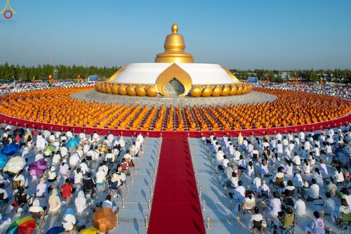 ภาพ No.301977:วันที่ 23 มกราคม พ.ศ. 2569 พิธีจุดประทีปธรรมถวายเป็นพุทธบูชา และบูชาธรรมมหาปูชนียาจารย์  ณ อนุสรณ์สถานลำดับที่ 5 สถานที่เผยแผ่วิชชาธรรมกายครั้งแรก อนุสรณ์สถานบางปลา วัดบางปลา อำเภอบางเลน จังหวัดนครปฐม ในโครงการธรรมยาตรา กตัญญูบูชา มหาปูชนียาจารย์ พระมงคล