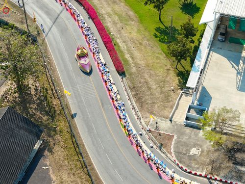 ภาพ No.305887:วันที่ 25 มกราคม พ.ศ. 2569 พิธีต้อนรับพระธรรมยาตรา วัดพระธรรมกาย(ภาพชุดที่ 3) ในโครงการธรรมยาตรา กตัญญูบูชา มหาปูชนียาจารย์ พระมงคลเทพมุนี(สด จนฺทสโร) พระผู้ปราบมาร อนุสรณ์สถาน 7 แห่ง ปีที่ 14