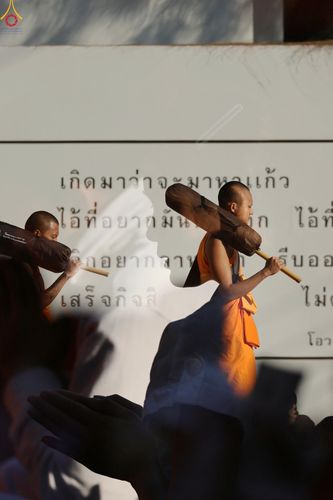 ภาพ No.292826:วันที่ 11 มกราคม พ.ศ. 2569 พิธีต้อนรับพระธรรมยาตรา ณ อนุสรณ์สถานลำดับที่ 3 สถานที่เกิดในเพศสมณะ วัดสองพี่น้อง อำเภอสองพี่น้อง จังหวัดสุพรรณบุรี ในโครงการธรรมยาตรา กตัญญูบูชา มหาปูชนียาจารย์ พระมงคลเทพมุนี(สด จนฺทสโร) พระผู้ปราบมาร อนุสรณ์สถาน 7 แห่ง ปีที