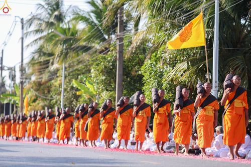 ภาพ No.289630:วันที่ 7 มกราคม พ.ศ. 2569 พิธีต้อนรับพระธรรมยาตรา ณ อนุสรณ์สถานลำดับที่ 2 สถานที่ตั้งมโนปณิธานบวชตลอดชีวิต อนุสรณ์สถานคลองบางนางแท่น อ.สามพราน จ.นครปฐม ในโครงการธรรมยาตรา กตัญญูบูชา มหาปูชนียาจารย์ พระมงคลเทพมุนี(สด จนฺทสโร) พระผู้ปราบมาร อนุสรณ์สถาน 7 แ