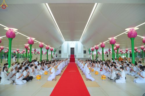 ภาพ No.83423:พิธีบรรพชาอุปสมบทหมู่ธรรมทายาทนานาชาติ (ภาคภาษาจีน) รุ่นที่ 18 ณ โบสถ์พระไตรปิฎก วัดพระธรรมกาย จ.ปทุมธานี วันเสาร์ที่ 15 กรกฎาคม 2566