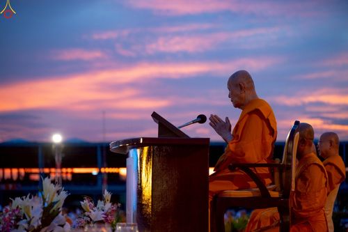 ภาพ No.253070:วันที่ 10 ตุลาคม พ.ศ. 2568 พิธีปลูกต้นทรัพย์บานชื่น ณ ลานธรรม วัดพระธรรมกาย