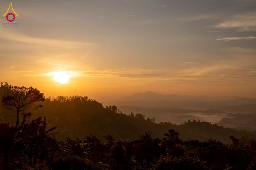 ภาพ No.226427:วันที่ 7-10 พฤษภาคม พ.ศ. 2568 โครงการเดินธรรมยาตรา สยาม-ลังกา ธรรมยาตรา ฉลองเทศกาลวิสาขบูชาแห่งชาติ ศรีลังกา บูชาธรรม 81 ปี หลวงพ่อธัมมชโย เมืองนูวราอิลิยา ประเทศศรีลังกา