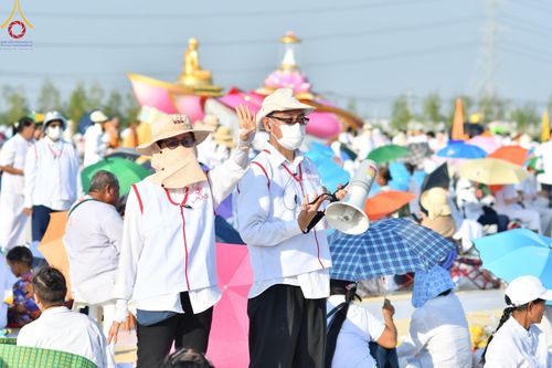 ภาพ No.117922:V.17 สำเร็จๆ การเตรียมงาน เก็บงาน การรับบุญของเจ้าหน้าที่หน่วยงานต่างๆ เพื่อโครงการธรรมยาตรา กตัญญูบูชามหาปูชนียาจารย์ พระมงคลเทพมุนี (สด จนฺทสโร) พระผู้ปราบมาร อนุสรณ์สถาน 7 แห่ง ปีที่ 12 ระหว่างวันที่ 2 - 31 มกราคม พ.ศ.2567