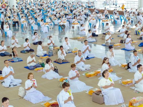 ภาพ No.240077:วันเสาร์ที่ 23 สิงหาคม พ.ศ. 2568 (วันพระ แรม 14 ค่ำ เดือน 9) พิธีบุพเปตพลี ครั้งที่ 169 ร่วมอุทิศบุญแด่หมู่ญาติที่ล่วงลับไปแล้ว และสืบทอดอายุพระพุทธศาสนา ณ หอฉันคุณยายอาจารย์ฯ วัดพระธรรมกาย