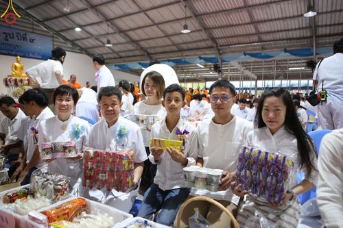 ภาพ No.140844:พิธีตักบาตรพระ 500 รูป ปีที่ 9 ณ ธุดงคสถานล้านนา อำเภอสันทราย จังหวัดเชียงใหม่ วันอาทิตย์ที่ 9 มิถุนายน พ.ศ. 2567