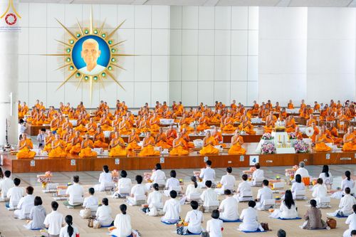 ภาพ No.184789:พิธีถวายภัตตาหารเมนูสวรรค์ "เพื่อการบรรลุธรรม" เนื่องในวาระอายุวัฒนมงคล 84 ปี หลวงพ่อทัตตชีโว วันเสาร์ที่ 21 ธันวาคม พ.ศ. 2567 ณ หอฉันคุณยายอาจารย์ฯ วัดพระธรรมกาย