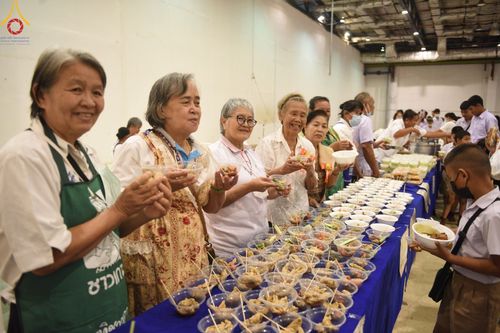 ภาพ No.102331:วันรวมพลังเด็กดี ผู้นำฟื้นฟูศีลธรรมโลก จังหวัดสระบุรี ณ ห้างทวีกิจคอมเพล็กซ์  อ.เมือง จ.สระบุรี วันพุธที่ 13 ธันวาคม พ.ศ. 2566