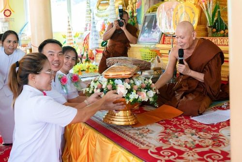 ภาพ No.166657:พิธีทอดกฐิน ณ วัดโพธิ์ไทร อ.เกษตรสมบูรณ์ จ.ชัยภูมิ ในโครงการกฐินสามัคคีทั่วไทย 30,000 วัด บูชาธรรม 80 ปี หลวงพ่อธัมมชโย โดยคณะศิษยานุศิษย์วัดพระธรรมกาย วันที่ 23 ตุลาคม พ.ศ. 2567