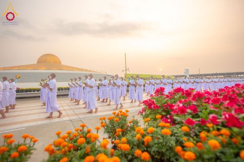 ภาพ No.63141:โครงการอุปสมบทหมู่ บูชาธรรมหลวงพ่อธัมมชโย พ.ศ.2567 ณ ลานธรรม พระมหาธรรมกายเจดีย์ วัดพระธรรมกาย วันที่ 13 เมษายน พ.ศ.2567