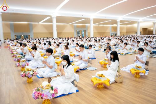 ภาพ No.136881:พิธีถวายหนังสือธรรมะ บาลี นักธรรม ทางก้าวหน้า ณ ห้องแก้วสารพัดนึก 2 วัดพระธรรมกาย วันเสาร์ที่ 11 พฤษภาคม พ.ศ. 2567