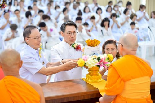 ภาพ No.230076:วันพฤหัสบดีที่ 26 มิถุนายน พ.ศ. 2568 พิธีทอดผ้าป่าฉลองอาคารชุดศูนย์ปฏิบัติธรรมน้ำใสใจสว่าง น้อมบูชาธรรมอายุวัฒนะมงคล 81 ปี หลวงพ่อธัมมชโย ณ ศูนย์ปฏิบัติธรรมน้ำใสใจสว่าง เขตบางกอกน้อย กรุงเทพมหานคร