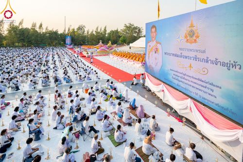 ภาพ No.109574:พิธีจุดประทีปถวายเป็นพุทธบูชา และบูชาธรรมมหาปูชนียาจารย์ วันที่ 10 มกราคม พ.ศ. 2567 ณ อนุสรณ์สถานคลองบางนางแท่น อ.สามพราน จ.นครปฐม