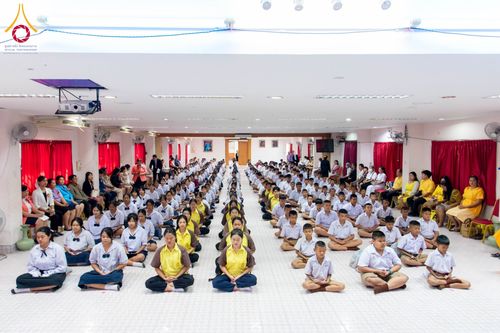 ภาพ No.184362:กิจกรรมวันรวมพลังเด็กดี V-Star ผู้นำฟื้นฟูศีลธรรมโลก ในวันที่ 11 ธันวาคม พ.ศ. 2567 ณ วิทยาลัยเทคโนโลยีบริหารธุรกิจ จังหวัดชัยภูมิ