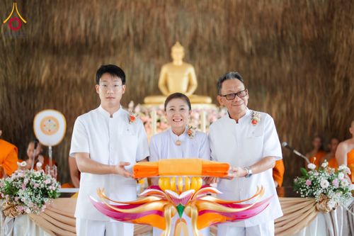 ภาพ No.165646:พิธีทอดกฐินศูนย์ปฏิบัติธรรมแก้วภูเรือ จ.เลย ในโครงการกฐินสามัคคีทั่วไทย 30,000 วัด บูชาธรรม 80 ปี หลวงพ่อธัมมชโย โดยคณะศิษยานุศิษย์วัดพระธรรมกาย วันที่ 20 ตุลาคม พ.ศ. 2567