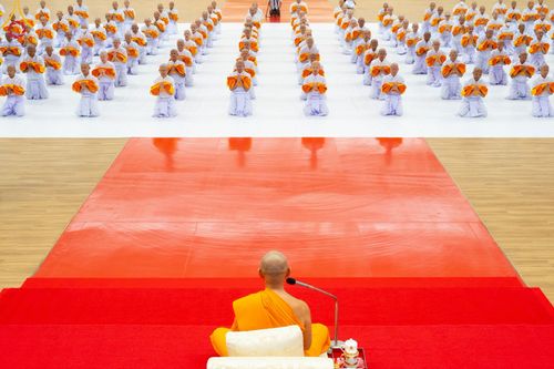 ภาพ No.217192:วันเสาร์ที่ 12 เมษายน พ.ศ. 2568 พิธีบรรพชา พิธีขอศีลและขอนิสสัย พิธีมอบบาตร ในโครงการอุปสมบทหมู่ บูชาธรรมหลวงพ่อธัมมชโย, โครงการธรรมทายาท ระดับอุดมศึกษา รุ่นที่ 52 ,  โครงการบวชพระนานาชาติ AEC & WAB CEO รุ่นที่ 4 ณ วัดพระธรรมกาย