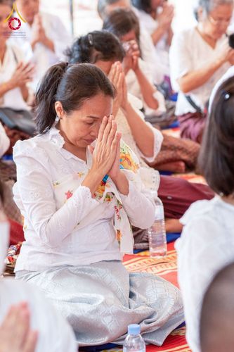 ภาพ No.145505:ศูนย์ปฎิบัติธรรมนครวัด ร่วมกับสำนักงานเจ้าคณะจังหวัดไพลิน ถวายเทียนพรรษา มหาสังฆทานครั้งยิ่งใหญ่ เชื่อมสัมพันธ์ ไทย-กัมพูชา 80 วัด บูชาธรรมธรรมหลวงพ่อธัมมชโย ณ วัดโพธิมาราม จ.ไพลิน ประเทศกัมพูชา วันพุธที่ 17 กรกฎาคม พ.ศ. 2567