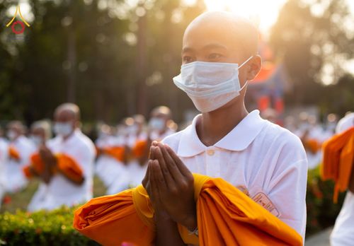 ภาพ No.75928:พิธีบรรพชาสามเณร ณ วัดปันชารี สันติปูร์ อรัญกฏิ เมืองคาร์กาชารี ประเทศบังกลาเทศ วันที่ 10 กุมภาพันธ์ พ.ศ. 2566