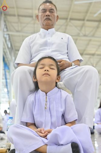 ภาพ No.159159:พิธีบูชาข้าวพระ ในวันอาทิตย์ต้นเดือน วันที่ 6 ตุลาคม พ.ศ. 2567 ณ สภาธรรมกายสากล วัดพระธรรมกาย