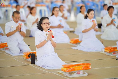 ภาพ No.247383:วันจันทร์ที่ 22 กันยายน พ.ศ. 2568 (วันพระ แรม 15 ค่ำ เดือน 10) พิธีบุพเปตพลี ครั้งที่ 170 ร่วมอุทิศบุญแด่หมู่ญาติที่ล่วงลับไปแล้ว และสืบทอดอายุพระพุทธศาสนา ณ หอฉันคุณยายอาจารย์ฯ วัดพระธรรมกาย