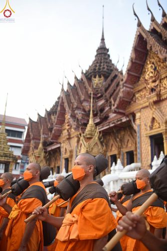 ภาพ No.127952:คณะพระธรรมยาตราฯ ปฎิบัติธรรมและถ่ายภาพหมู่ประวัติศาสตร์ ณ ลานหน้าพระปรางค์สามยอด วัดโคกสมานคุณ อ.หาดใหญ่ จ.สงขลา วันเสาร์ที่ 9 มีนาคม พ.ศ. 2567