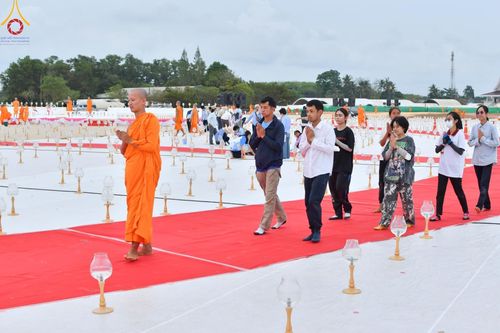 ภาพ No.128637:V.33 รวมพลังเพื่อบางกล่ำ การเตรียมงานของเจ้าหน้าที่หน่วยงานต่างๆ เพื่องานธรรมยาตราอัญเชิญพระบรมสารีริกธาตุ ประดิษฐาน ณ มหารัตนเจดีย์สิริปทุมสวรรค์ (เจดีย์อริยพุทธะ 5 พระองค์) ศูนย์ปฏิบัติธรรมภาคใต้ อ.บางกล่ำ จ.สงขลา ระหว่างวันที่ 9-10 มีนาคม พ.ศ. 2567