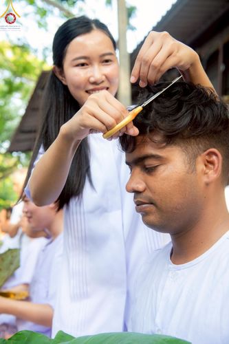 ภาพ No.216688:วันอาทิตย์ที่ 6 เมษายน พ.ศ. 2568 พิธีตัดปอยผม และปลงผมนาคธรรมทายาท โครงการบวชบูชาธรรม81ปี หลวงพ่อธัมมชโย โครงการ 1 และ 2 โครงการนานาชาติ AEC&WAB รุ่น CEO (ผู้บริหาร) รุ่นที่4 ณ หมู่บ้านบรรลุธรรม วัดพระธรรมกาย