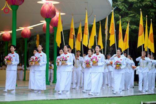 ภาพ No.244535:วันเสาร์ที่ 6 กันยายน พ.ศ. 2568 พิธีเวียนประทักษิณ และวันทาสีมาของนาคธรรมทายาท โครงการอุปสมบทหมู่บูชาธรรมครบรอบ 108 ปี วันครูผู้ค้นพบวิชชาธรรมกาย ณ โบสถ์พระไตรปิฎก วัดพระธรรมกาย