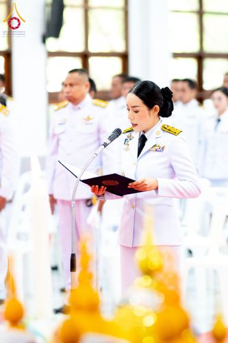 ภาพ No.237730:พิธีถวายเครื่องราชสักการะและวางพานพุ่ม และพิธีจุดเทียนถวายพระพรชัยมงคล เนื่องในโอกาสวันเฉลิมพระชนมพรรษา สมเด็จพระนางเจ้าสิริกิติ์ พระบรมราชินีนาถ พระบรมราชชนนีพันปีหลวง วันอังคารที่ 12 สิงหาคม พ.ศ. 2568  ณ อาคารปลูกศรัทธา 2 วัดพระธรรมกาย