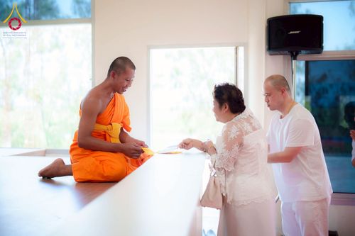 ภาพ No.216875:วันเสาร์ที่ 5 เมษายน พ.ศ. 2568 พิธีตัดปอยผม พิธีขอขมาผู้ปกครอง พิธีมอบบาตรและผ้าไตร พิธีบรรพชา ณ ศูนย์ปฏิบัติธรรมและศูนย์อบรมเยาวชนพระนครศรีอยุธยา ต.พุทเลา อ.บางปะหัน จ.พระนครศรีอยุธยา