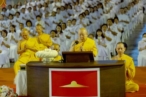 ภาพ No.241183:วันพุธที่ 27 สิงหาคม พ.ศ. 2568 พิธีฉลองชัยสวดมนต์ บทธัมมจักกัปปวัตตนสูตร ครบ 7,650,575,757 จบ ในวันธรรมชัย วัดพระธรรมกาย