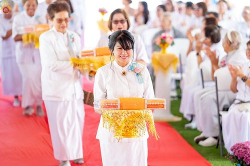 ภาพ No.259312:วันอาทิตย์ที่ 12 ตุลาคม พ.ศ. 2568 พิธีทอดกฐินบรมจักรพรรดิ สร้างอุโบสถ 82 ปี บูชาธรรมหลวงพ่อธัมมชโย ณ วัดพระธรรมกายแคลิฟอร์เนีย ประเทศสหรัฐอเมริกา 