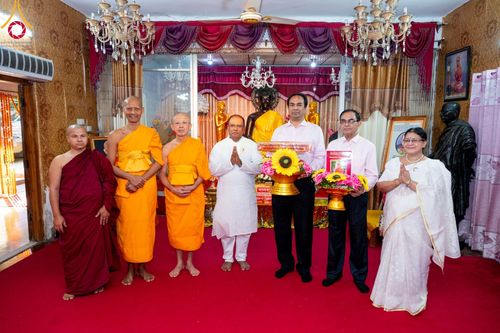 ภาพ No.98856:พิธีทอดกฐินสมทบ วัดพุทธธัมมะราชิกะ กรุงธากา ประเทศบังกลาเทศ วันอาทิตย์ที่ 26 พฤศจิกายน พ.ศ. 2566