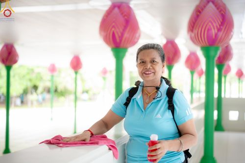 ภาพ No.145956:ชมรมจิตอาสาอนุรักษ์สิ่งแวดล้อม รับบุญทำความสะอาดบริเวณโบสถ์พระไตรปิฎก วัดพระธรรมกาย จ.ปทุมธานี วันที่ 25 กรกฎาคม พ.ศ. 2567