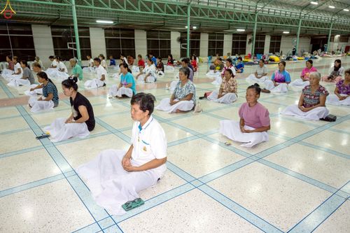 ภาพ No.235398:วันที่ 30-31 กรกฎาคม พ.ศ. 2568 วัดพระธรรมกาย มูลนิธิธรรมกาย ร่วมกับศูนย์ส่งเสริมศีลธรรมจังหวัดสุรินทร์ เปิดศูนย์พักพิงชั่วคราวเพื่อช่วยเหลือประชาชน ผู้อพยพจากเหตุปะทะกันตามแนวชายแดน ไทย-กัมพูชา ตั้งแต่วันที่ 24 กรกฎาคม พ.ศ.2568 เป็นต้นไป