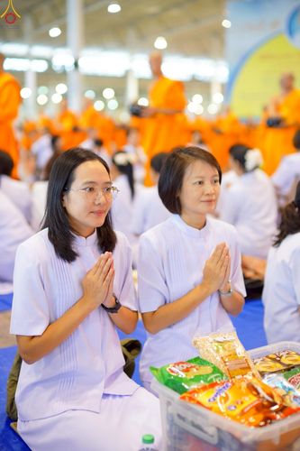 ภาพ No.243478:วันที่ 7 กันยายน พ.ศ. 2568 พิธีตักบาตร ข้าวสารอาหารแห้ง ในวันครูผู้ค้นพบวิชชาธรรมกาย ณ บ้านแก้วเรือนทองคุณยายฯ สภาธรรมกายสากล วัดพระธรรมกาย