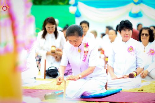 ภาพ No.140448:พิธีตอกเสาเข็มเป็นปฐมฤกษ์ เพื่อสร้างกุฎิและหอสวดมนต์ และพิธีทอดผ้าป่าบำรุงวัด ณ วัดกลางธนรินทร์ ต.บ้านแป้ง อ.พรหมบุรี จ.สิงห์บุรี วันอาทิตย์ที่ 9 มิถุนายน พ.ศ.2567