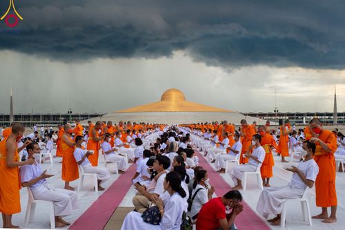 ภาพ No.99933:พิธีปลงผมธรรมทายาท โครงการอุปสมบทบูชาธรรมมหาปูชนียาจารย์ พ.ศ. 2566 ณ ลานธรรม มหาวิหารคด 8-9 ศูนย์อบรมวัดพระธรรมกาย วันอาทิตย์ที่ 3 ธันวาคม พ.ศ. 2566