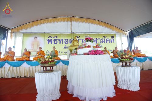 ภาพ No.76193:พิธีกลั่นแผ่นดินสร้างมหาเจดีย์ปัตตานี , พิธีตักบาตรแด่พระภิกษุสงฆ์ 159 รูป ,  พิธีทอดผ้าป่า , พิธีโปรยรัตนชาติ ,  พิธีจุดประทีปถวายเป็นพุทธบูชา ณ ศูนย์อบรมเยาวชนปัตตานี จ.ปัตตานี วันอาทิตย์ที่ 5 กุมภาพันธ์ พ.ศ.2566