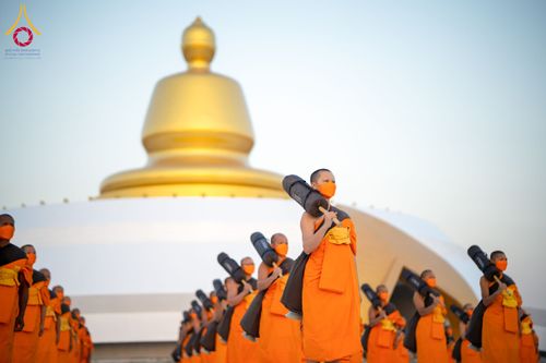 ภาพ No.116874:พระธรรมยาตราร่วมปฏิบัติธรรม และถ่ายภาพหมู่ประวัติศาสตร์ ปีที่ 12  วันที่ 21 มกราคม พ.ศ. 2567  ณ อนุสรณ์สถานบางปลา จ.นครปฐม
