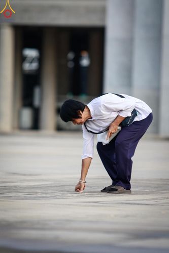 ภาพ No.138028:V.42 ก่อน กลาง เก็บ บุญวันวิสาขบูชา การเตรียมงาน การปฏิบัติงาน และการเก็บงาน ของเจ้าหน้าที่หน่วยงานต่างๆ วันวิสาขบูชา พุธที่ 22 พฤษภาคม พ.ศ. 2567