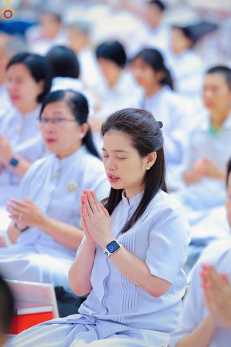 ภาพ No.228320:วันอาทิตย์ที่ 8 มิถุนายน พ.ศ. 2568 พิธีถวายทุนสนับสนุนพระไตรปิฎกฉบับธรรมชัย และอนุรักษ์คัมภีร์โบราณ ณ ห้องแก้วสารพัดนึก 2 วัดพระธรรมกาย