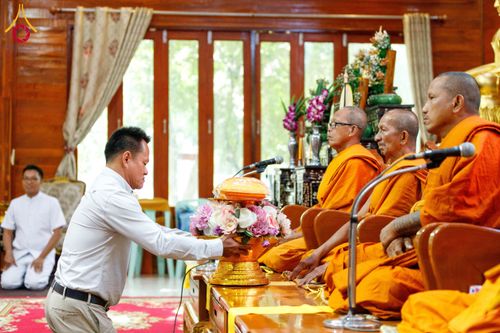 ภาพ No.200024:พิธีทอดผ้าป่าทำนุบำรุงศาสนสถาน ณ วัดบางไผ่นารถ ตำบลบางไทรป่า อำเภอบางเลน จังหวัดนครปฐม ในโครงการธรรมยาตรา กตัญญูบูชา มหาปูชนียาจารย์ พระมงคลเทพมุนี(สด จนฺทสโร) พระผู้ปราบมาร อนุสรณ์สถาน 7 แห่ง ปีที่ 13 วันที่ 22 มกราคม พ.ศ. 2568