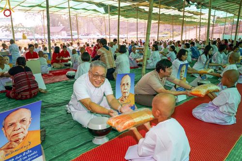 ภาพ No.63002:Photo Story  มหัศจรรย์วัดดงดินแดง Episode 2 โครงการบรรพชาอุปสมบทหมู่ ฟื้นฟูพระพุทธศาสนาทั่วไทย ณ วัดดงดินแดง อ.อมก๋อย จ.เชียงใหม่ วันที่ 3 เมษายน พ.ศ. 2567