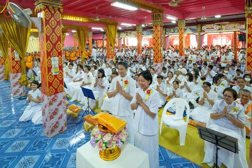 ภาพ No.203515:พิธีทอดผ้าป่าทำนุบำรุงศาสนสถาน ณ วัดตะเคียน ตำบลบางคูเวียง อำเภอบางกรวย จังหวัดนนทบุรี ในโครงการธรรมยาตรา กตัญญูบูชา มหาปูชนียาจารย์ พระมงคลเทพมุนี(สด จนฺทสโร) พระผู้ปราบมาร อนุสรณ์สถาน 7 แห่ง ปีที่ 13 วันที่ 29 มกราคม พ.ศ. 2568