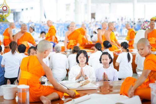 ภาพ No.167415:พิธีบุพเปตพลี ครั้งที่ 157 ร่วมอุทิศบุญกุศลแด่หมู่ญาติที่ล่วงลับไปแล้ว และสืบทอดอายุพระพุทธศาสนา วันพฤหัสที่ 31 ตุลาคม พ.ศ. 2567 (วันพระ แรม 14 ค่ำ เดือน 11) ณ หอฉันคุณยายอาจารย์ฯ วัดพระธรรมกาย